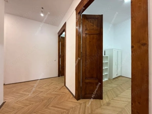 Spatiu Birouri  150 mp | Balcon cu vedere directa spre Piata Victoriei - imagine 7