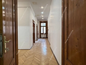 Spatiu Birouri  150 mp | Balcon cu vedere directa spre Piata Victoriei - imagine 2
