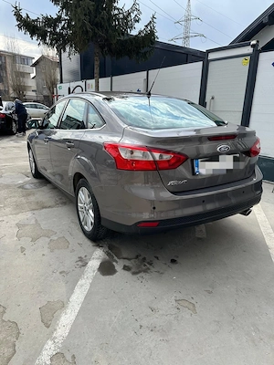 Vând Ford Focus   AUTOMAT   2.0 TDCI   140 CP - imagine 3