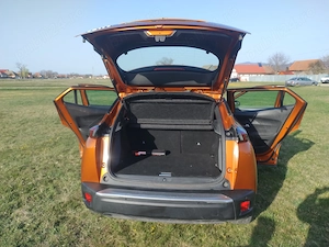 Peugeot e-2008 Electric (2  km Garanție Baterie 2030  - imagine 4