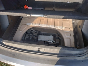 Peugeot e-2008 Electric (2  km Garanție Baterie 2030  - imagine 8