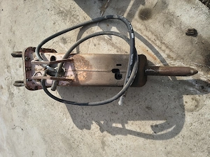 Vând picon 190 kg pentru excavator 3-5 tone