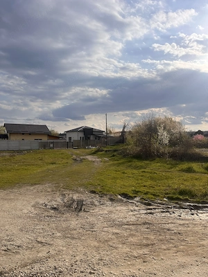 Teren Intravilan - Zona Linistita - Moreni Dambovita - imagine 2