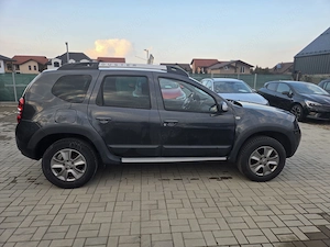 Vand Dacia Duster 1,6 Benzina 4x4  An:2016 - imagine 3