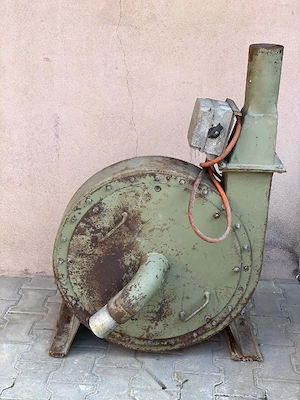 Moară cu ciocănele - imagine 2