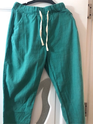 pantaloni subtiri marimea L