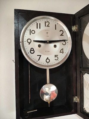 ceas de perete cu pendul 