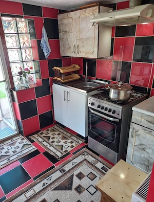 Casă  de  vânzare la 11 km de Tg jiu - imagine 2