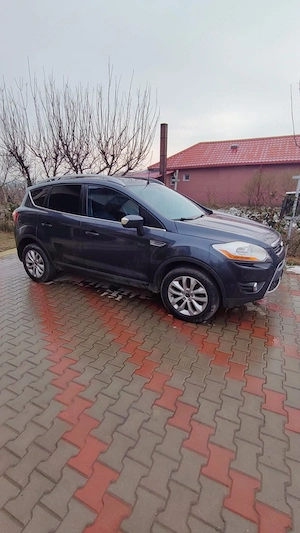 Vând Ford Kuga