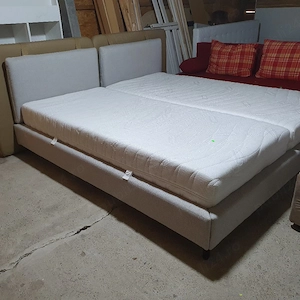 Pat dormitor tapițat SUPER calitate 