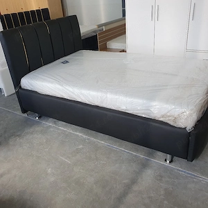 Pat dormitor tapițat piele 1,20m 2m+saltea  - imagine 4