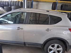 Dezmembrez Nissan Qasqhai 
