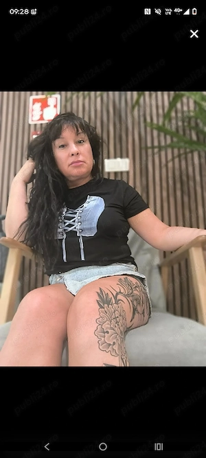 bruneta focoasa pofticioasa - imagine 2