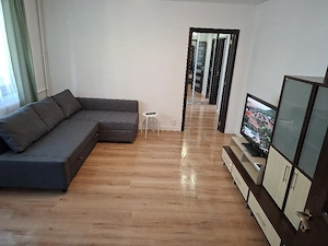 Apart.3 camere, metrou Obor