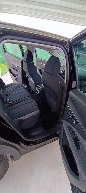 Peugeot 3008 an 2018 km 129000 distributie scimbata 1.2 benzina  - imagine 3