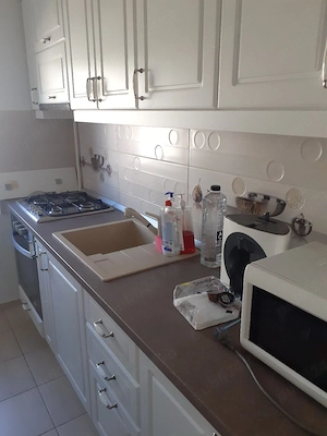 închiriez apartament  - imagine 4