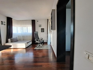 Casa cu piscina - Buftea - 8 camere - 4 bai - 620mp - 2500mp teren - imagine 8
