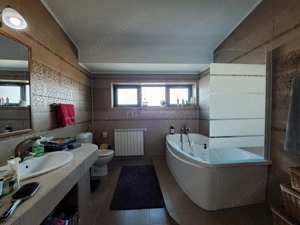 Casa cu piscina - Buftea - 8 camere - 4 bai - 620mp - 2500mp teren - imagine 20