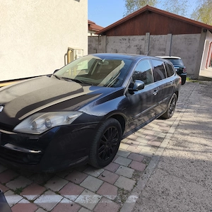 Renault laguna 3 inițiale Paris 