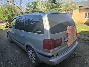 Vând Seat Alhambra - imagine 4
