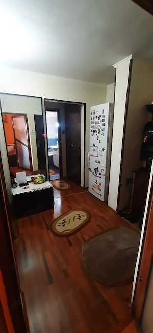 vanzare apartament 2 camere - imagine 2