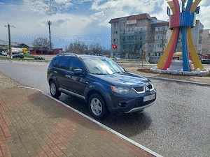 Mitsubishi Outlander 2008 cu 7 locuri - imagine 10