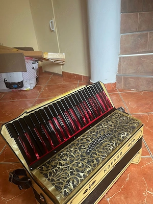 Acordeon Hohner   stare foarte bună   sunet clar - imagine 3