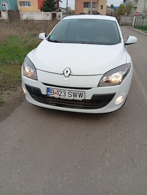 Renault Megane 1.5 dci - imagine 8