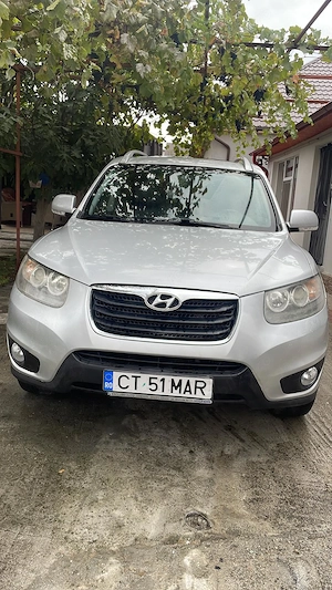 Vând Hyundai Santa Fe 2011 2.2 CRDi 197 CP Automat 4x4   300.000 km. - imagine 3