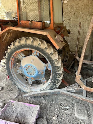 Vand tractor U445 L - imagine 5