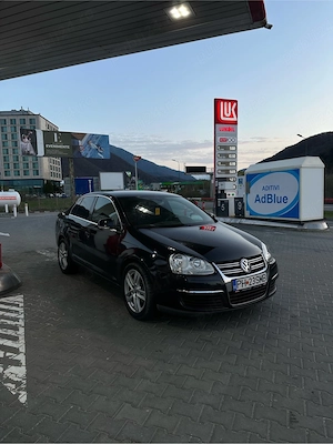 Volkswagen Jetta 1.9 tdi 2006 - imagine 4