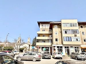 Apartament 2 camere, Hala Centrală, 61 mp, călduros și luminos  - imagine 4