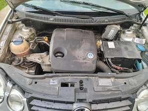 Vând Volkswagen polo  - imagine 3