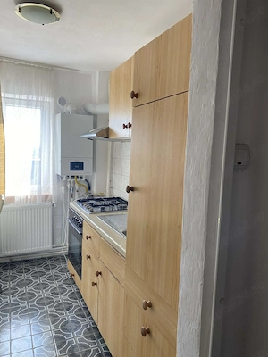 Inchiriez apartament doua camere zona garii