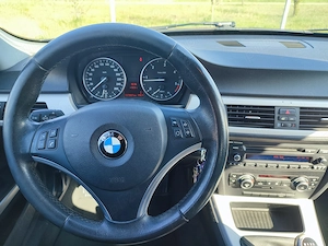 Vând BMW E91,an 2010, euro 5, 316 diesel - imagine 2