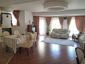 Particular Inchiriez Vila Individuala Rosu Chiajna - imagine 2