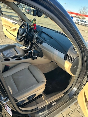 BMW X1 Xdrive - imagine 5