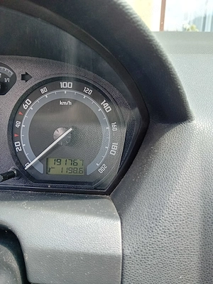 Skoda Fabia 2006 - imagine 3