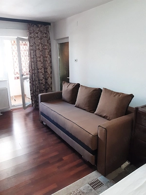 Direct proprietar, vand garsoniera total decomandata Ostroveni, 35 mp utili, bloc BCA.