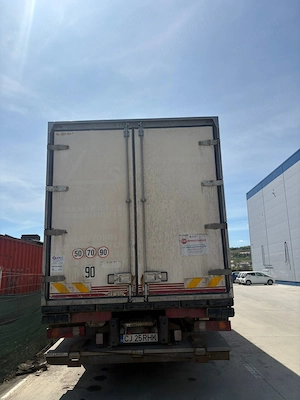 Mercedes-Benz Axor   Autoutilitară Frigorifică N3   2008 - imagine 2