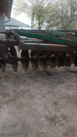 Vând tractor U 650 - imagine 9