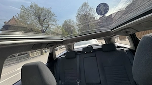 Toyota Auris Combi Hibrid - imagine 2