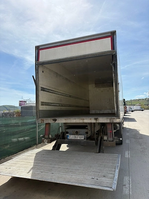 Scania P280 DB 4X2   Autoutilitară Frigorifică N3   2010 - imagine 2