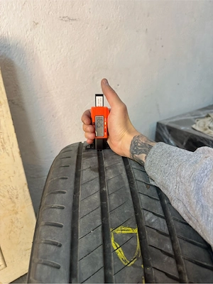 Anvelope Vara Bridgestone Alenza 001 BMW 245/50 R19 105 W RunFlat DOT 3819 - imagine 5