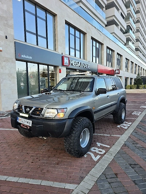 Nissan Patrol y61 Lung Autoutilitară  - imagine 4
