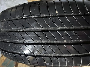 215 / 65 / 17 Michelin vara Dot : 2024 - imagine 5