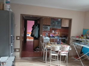 De vanzare apartment 3 camere  - imagine 2