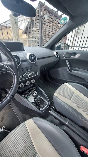 Vând Audi A1 , 1,6 Diesel , Navi. piele, trapa  - imagine 5