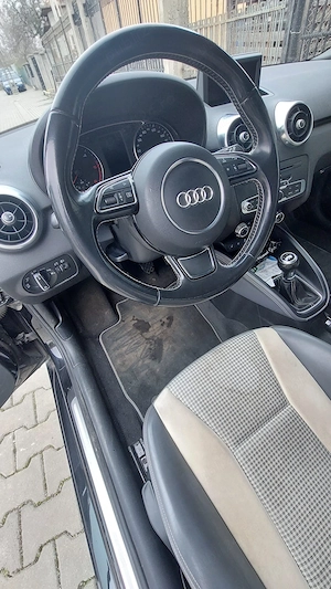 Vând Audi A1 , 1,6 Diesel , Navi. piele, trapa  - imagine 4