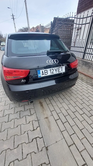Vând Audi A1 , 1,6 Diesel , Navi. piele, trapa  - imagine 3